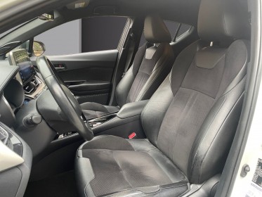 Toyota c-hr hybride 122h collection / garantie 12 mois / stationnement et sortie autonome / affichage tete haute / enceinte...