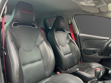 Renault clio iv 1.6 turbo 220 energy rs trophy edc - sièges chauffants - garantie 12 mois occasion simplicicar caen ...