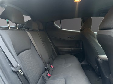 Toyota c-hr hybride mc19 1.8l dynamic entretien toyota/marche pieds/attelage/garantie occasion paris 17ème (75)(porte...