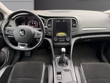 Renault megane iv berline blue dci 115 intens distri ok / carplay occasion simplicicar veauche simplicicar simplicibike france