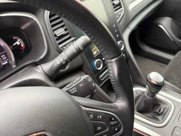 Renault megane iv berline blue dci 115 intens distri ok / carplay occasion simplicicar veauche simplicicar simplicibike france