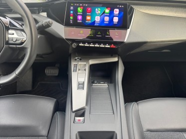 Peugeot 308 allure pack 130ch ss eat8 full entretien peugeot / carplay / siÈges chauffant / pare brise acoustique occasion...