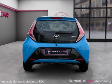 Toyota aygo 1.0 vvt-i x-wave 2, toit panoramique ouvrant, camera de  recul, entretien suivi, garantie 12 mois occasion...