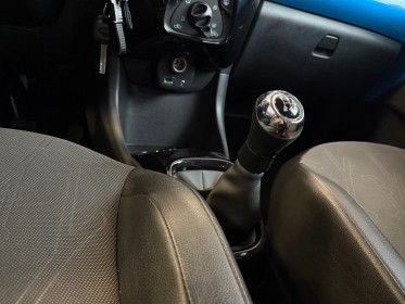 Toyota aygo 1.0 vvt-i x-wave 2, toit panoramique ouvrant, camera de  recul, entretien suivi, garantie 12 mois occasion...