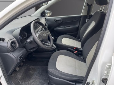 Hyundai i10 1.0 67 eco initia occasion simplicicar lille  simplicicar simplicibike france