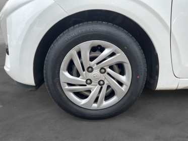 Hyundai i10 1.0 67 eco initia occasion simplicicar lille  simplicicar simplicibike france