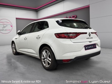 Renault megane iv berline business dci 110 energy edc - distribution faite - garantie 12 mois occasion simplicicar lyon ouest...