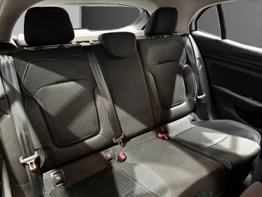 Renault megane iv berline business dci 110 energy edc - distribution faite - garantie 12 mois occasion simplicicar lyon ouest...