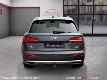Audi q5 2.0 tdi s tronic 7 quattro avus toit ouvrant attelage amovible sièges chauffants garantie 12 mois occasion barberey...