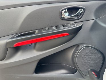 Renault clio iv 1.6 turbo 200 rs edc sièges recaro régulateur caméra de recul garantie 12 mois occasion barberey...