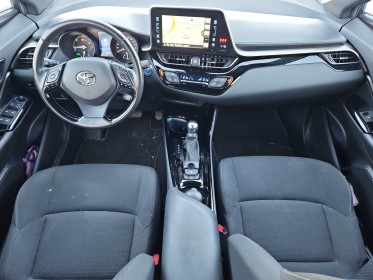 Toyota c-hr hybride rc18 122h edition occasion simplicicar velay simplicicar simplicibike france