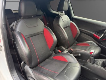 Peugeot 208 1.6 thp 200ch bvm6 gti  moteur forgé  applecarplay  garantie 12 mois occasion simplicicar vernon simplicicar...