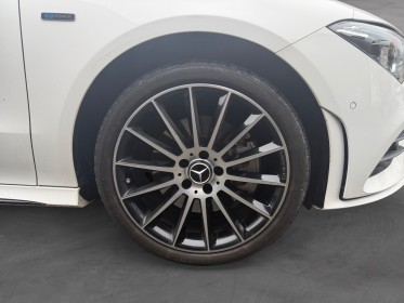 Mercedes cla shooting brake 250 e 8g-dct amg line garantie 12 mois full led multi beam pack amg black occasion simplicicar...
