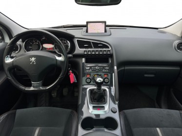 Peugeot 3008 130ch crossway / caméra de recul / sièges chauffants /  toit panoramique / affichage tête haute occasion...
