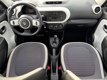 Renault twingo iii 1.0 sce 70 zen edc clim bluetooth regulateur limiteur suivi complet garantie 12 mois occasion simplicicar...