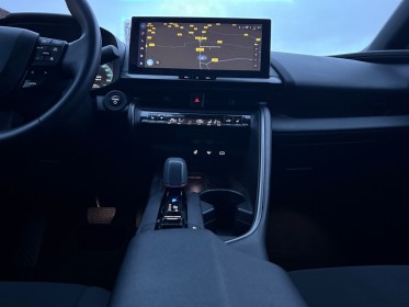 Toyota c-hr hybride my23 1.8l design / garantie 12 mois occasion simplicicar rouen simplicicar simplicibike france
