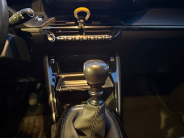 Peugeot 208 puretech 100 ss bvm6 allure  virtual cockpit 3d  applecarplay  caméra de recul  garantie 12 mois occasion...