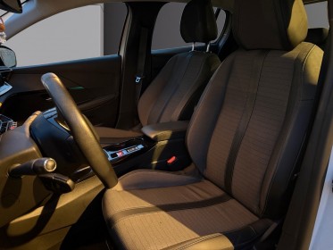 Peugeot 208 puretech 100 ss bvm6 allure  virtual cockpit 3d  applecarplay  caméra de recul  garantie 12 mois occasion...