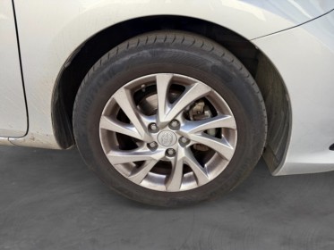 Toyota auris hybride 136h dynamic entretiens toyota garantie 12 mois occasion simplicicar le raincy simplicicar simplicibike...