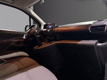 Peugeot partner fourgon standard 650 kg bluehdi 100 ss bvm5 asphalt occasion simplicicar magny-en-vexin simplicicar...
