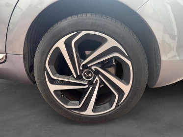 Ds ds5 bluehdi 150 ss bvm6 so chic caméra de recul toit panoramique très bon état garantie 12 mois occasion simplicicar le...