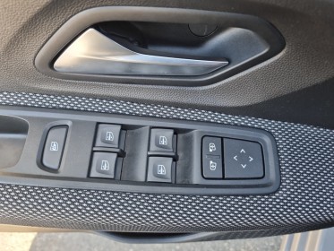 Dacia sandero sce 65 - 22 confort - clim - carplay - garantie 12 mois occasion simplicicar marignane  simplicicar...