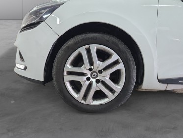 Renault clio iv business dci 75 energy business distribution neuve garantie 12 mois occasion simplicicar pertuis  simplicicar...