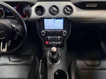 Ford mustang fastback v8 5.0 421 gt- boite manuelle- suréquipée- etat neuf- garantie 12 mois occasion simplicicar lyon...