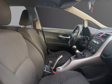 Toyota auris 90 d-4d linéa terra, fermeture centralisées, vitres électriques, garantie 12 mois occasion simplicicar...