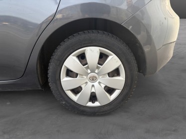 Toyota auris 90 d-4d linéa terra, fermeture centralisées, vitres électriques, garantie 12 mois occasion simplicicar...