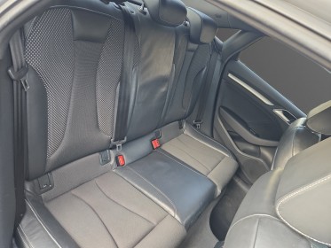 Audi a3 berline 2.0 tdi 150 s line / siège chauffant / carnet audi occasion simplicicar lille  simplicicar simplicibike france