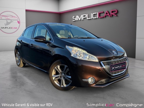 Peugeot 208 feline 1.6 e-hdi 115ch - full - toit pano - distrib ok - occasion simplicicar compiegne simplicicar simplicibike...