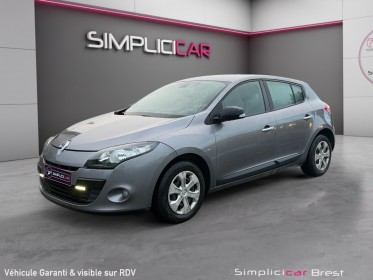 Renault megane iii berline dci 110 fap eco2 dynamique euro 5 edc occasion simplicicar brest simplicicar simplicibike france