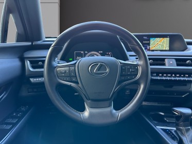 Lexus ux 250h luxe - carplay - sièges av en cuire chauffants - régulateur adaptatif occasion champigny-sur-marne (94)...