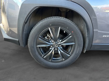 Lexus ux 250h luxe - carplay - sièges av en cuire chauffants - régulateur adaptatif occasion champigny-sur-marne (94)...