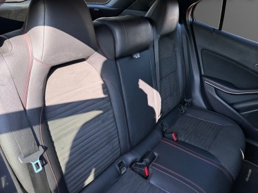 Mercedes classe gla 220 cdi 4-matic 7-g dct a garantie 12 mois occasion simplicicar dijon simplicicar simplicibike france