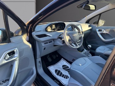Peugeot 208 feline 1.6 e-hdi 115ch - full - toit pano - distrib ok - occasion simplicicar compiegne simplicicar simplicibike...