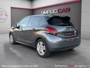 Peugeot 208 82ch ss bvm5 signature garantie 12 mois sièges chauffants occasion simplicicar angers simplicicar simplicibike...