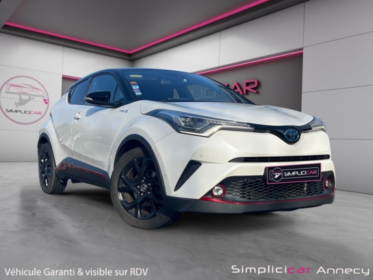 Toyota c-hr hybride pro rc18 c-hr pro 122h graphic/garantie toyota/audio jbl occasion simplicicar annecy simplicicar...
