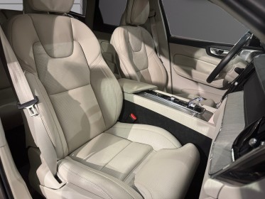 Volvo xc60 t6 recharge awd 253 ch  145 ch geartronic 8 ultimate style dark//garantie 12mois occasion simplicicar saint-jean...