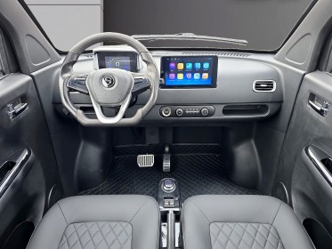 Simplici s1 5.8 kw garantie constructeur février 2027 caméra de recul autonomie 110 km véhicule sans permis dés 14 ans......