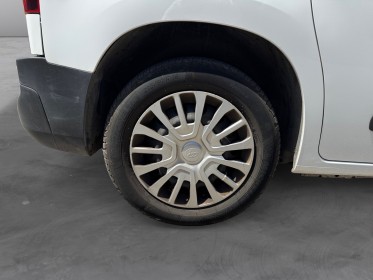 Toyota  proace city  1.5 hdi 100  business vehicule premiere main origine france entretien complet garantie 12 mois occasion...