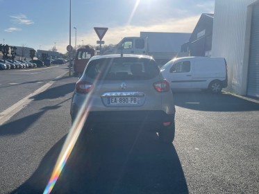 Renault captur tce 90ch  intens premiere main garantie 12 mois entretien complet renault occasion simplicicar royan...