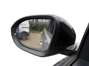 Volkswagen t-roc 2.0 tdi 150 start/stop dsg7 r-line occasion simplicicar carcassonne simplicicar simplicibike france