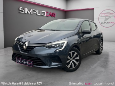 Renault clio v tce 90 equilibre - faible kms - carplay - garantie 12 mois occasion simplicicar lyon nord simplicicar...