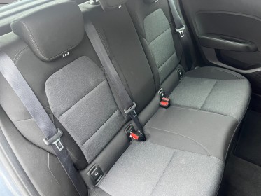 Renault clio v tce 90 equilibre - faible kms - carplay - garantie 12 mois occasion simplicicar lyon nord simplicicar...