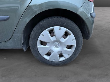 Renault modus 1.2 16v climatisation / distribution ok / vidange ok / garantie occasion simplicicar salon de provence...