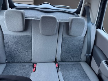 Renault modus 1.2 16v climatisation / distribution ok / vidange ok / garantie occasion simplicicar salon de provence...