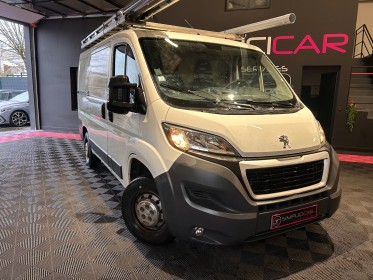 Peugeot boxer fourgon tole 333 l1h1 2.0 bluehdi 130 pack clim nav garantie-12-mois occasion  simplicicar aix les bains...