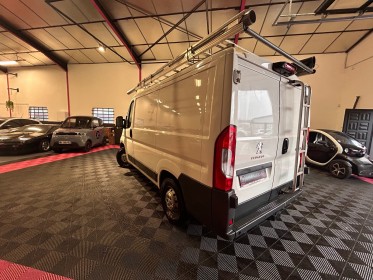 Peugeot boxer fourgon tole 333 l1h1 2.0 bluehdi 130 pack clim nav garantie-12-mois occasion  simplicicar aix les bains...